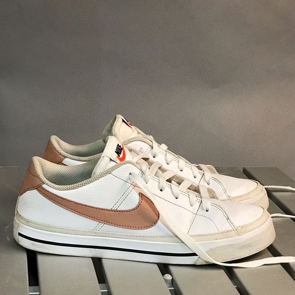 Nike White and Tan Sneakers